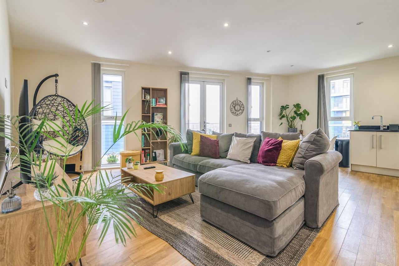 Vibrant London Canal Apartment Екстер'єр фото