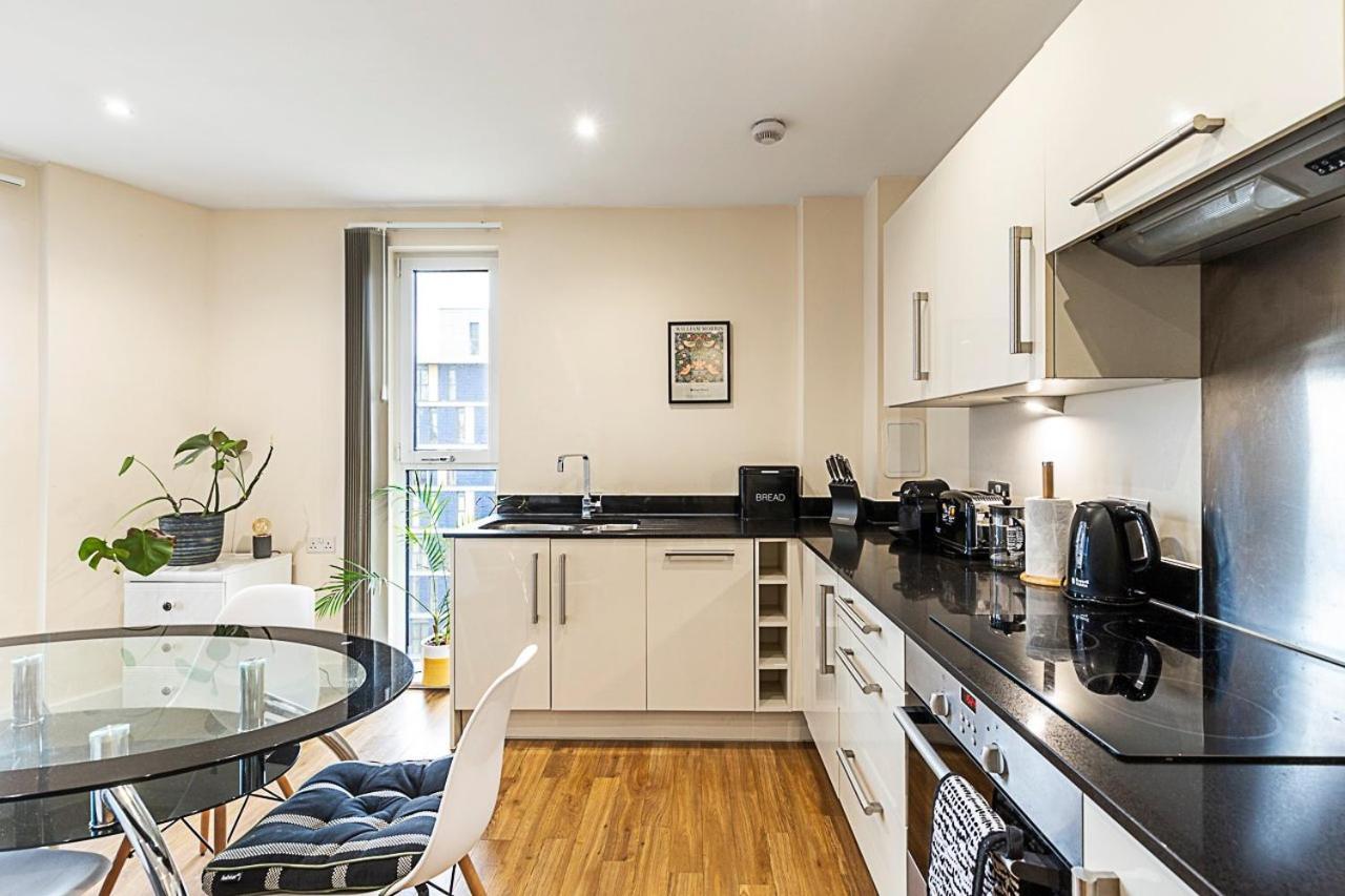 Vibrant London Canal Apartment Екстер'єр фото
