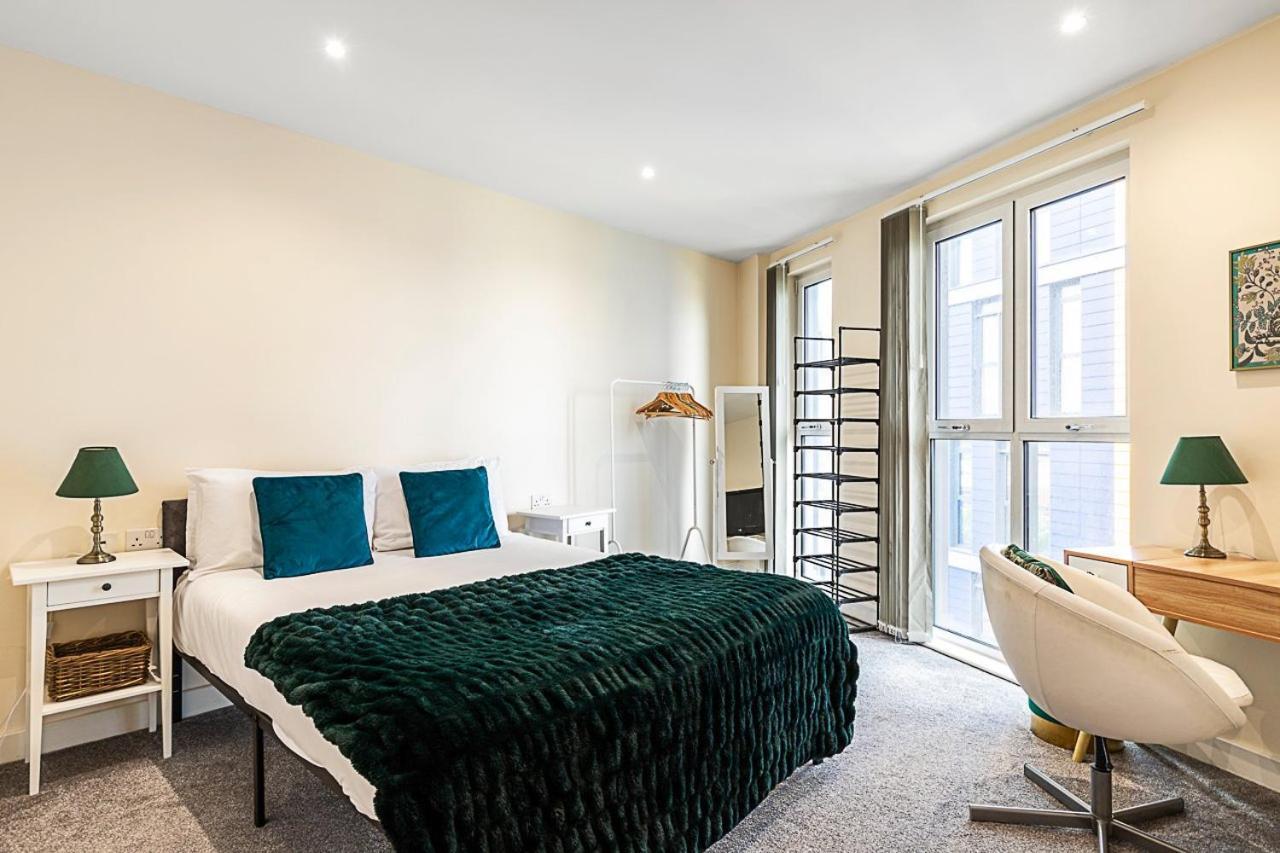 Vibrant London Canal Apartment Екстер'єр фото