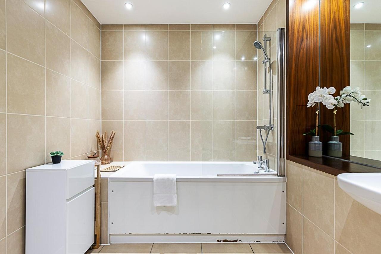 Vibrant London Canal Apartment Екстер'єр фото